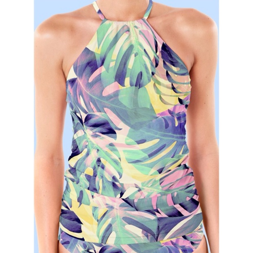 NWOT Ruched Side Halter Tankini